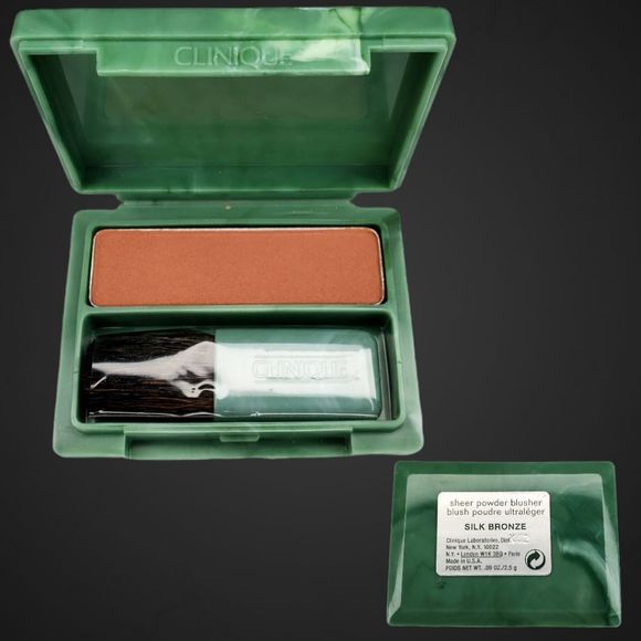 Clinique Bundle of Blush, and Lip Colors - Picture 2 of 14